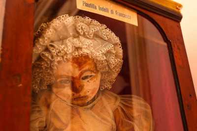 Monopoli, mummie e bimbe imbalsamate: � la sinistra chiesa di Santa Maria del Suffragio